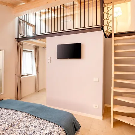 Ca' Del Guasco Apartment